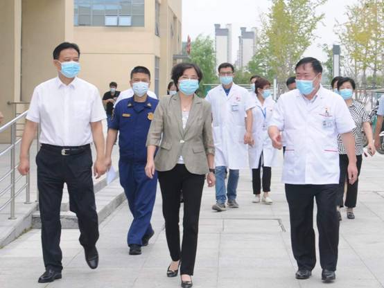 副市长陆晞率队督导市妇幼保健院安全生产和国家卫生城市创建工作
